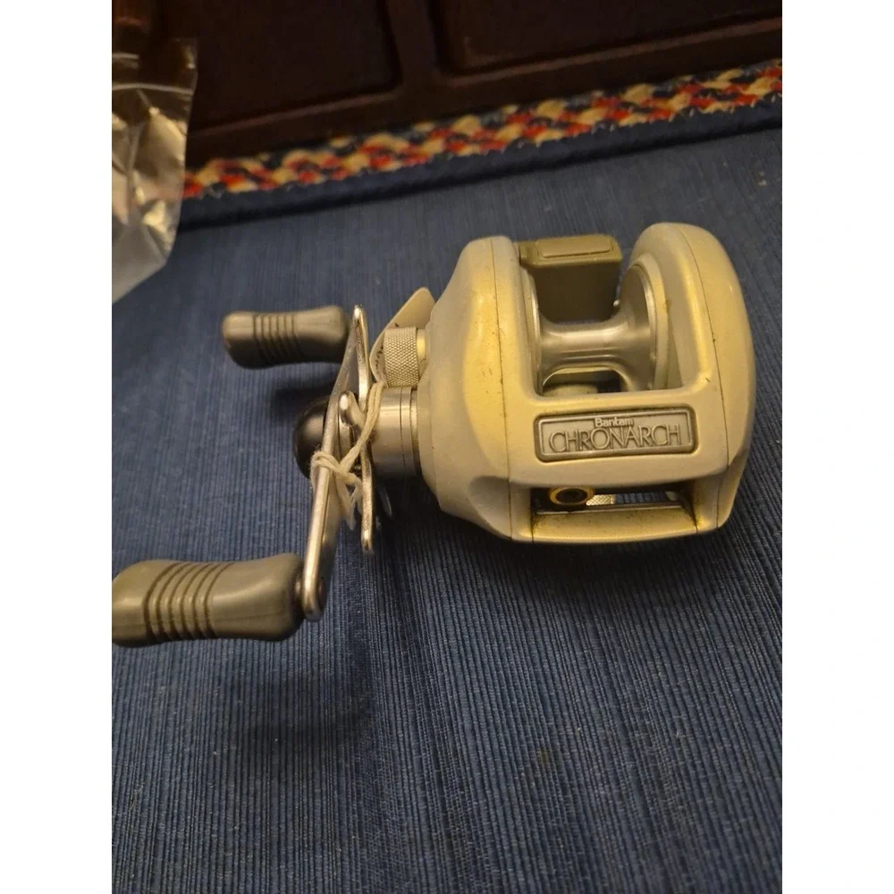 SHIMANO CHRONARCH BANTAM 100 Fishing Reel